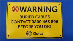 Chorus-Sign---Cable-Below-Marker-Horizontal-200mm-x-130mm-(30423)